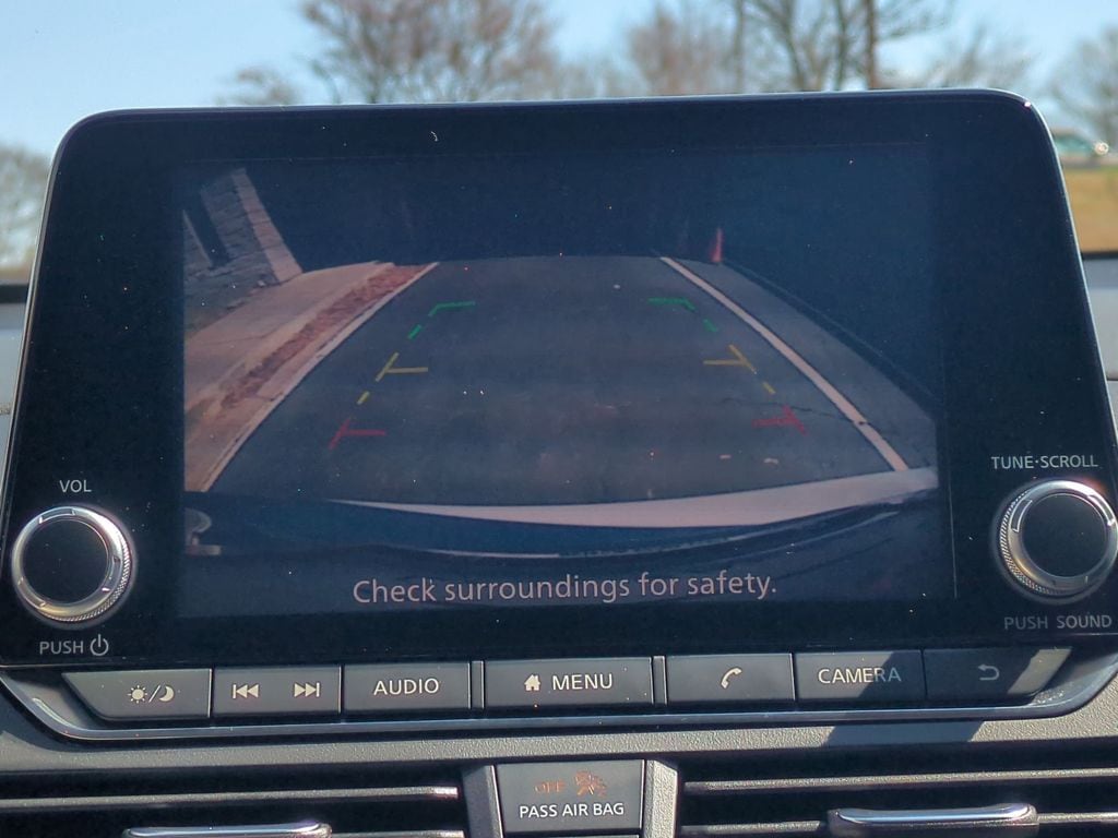 Thumbnail: 2025 Nissan Altima - 17