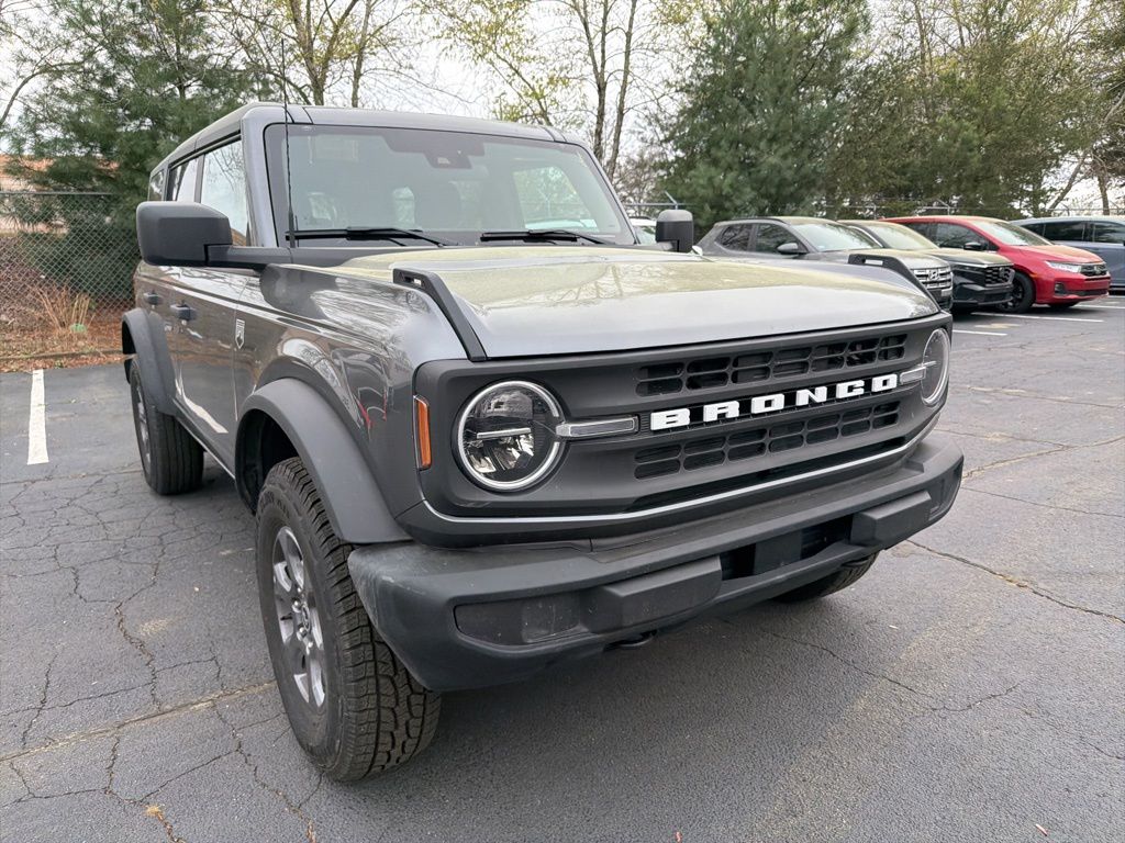 Thumbnail: 2025 Ford Bronco - 3