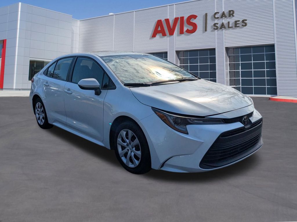 Thumbnail: 2024 Toyota Corolla - 3