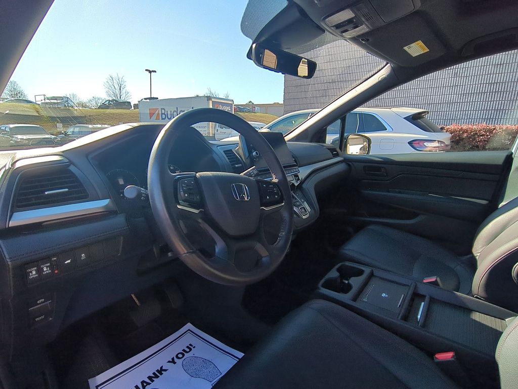 Thumbnail: 2025 Honda Odyssey - 15