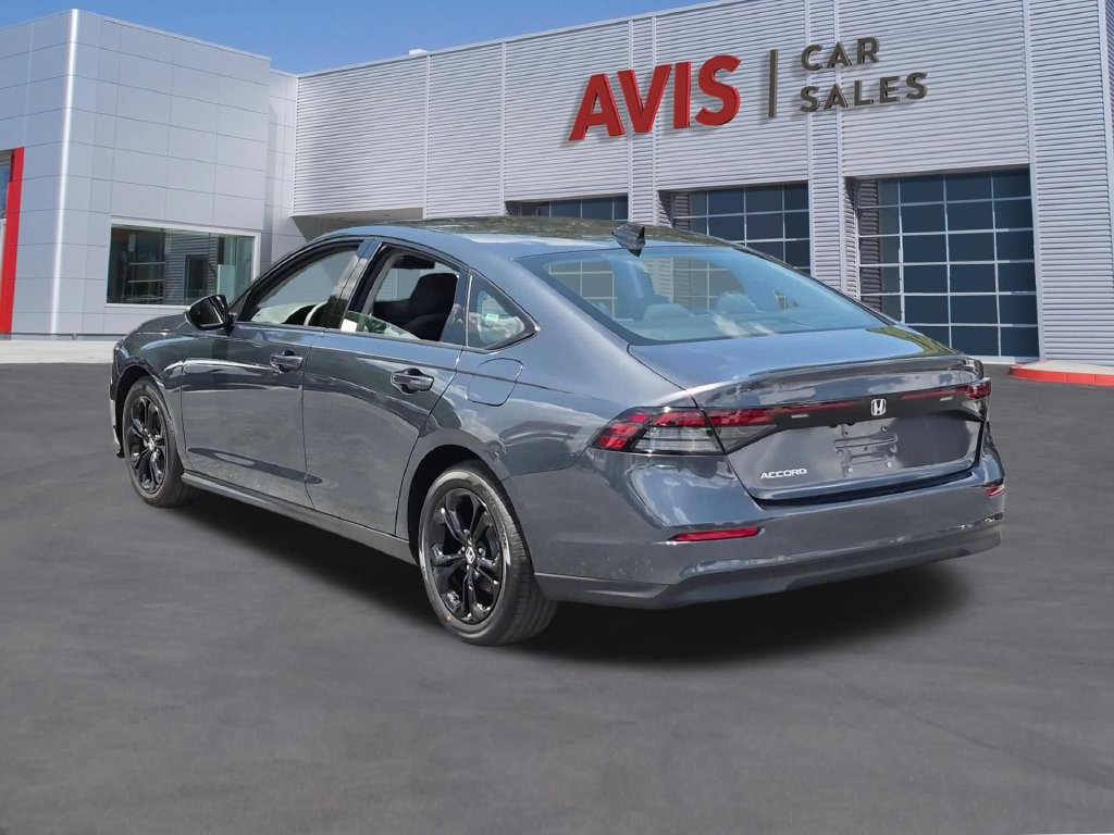 2025 Honda Accord SE - Photo 9