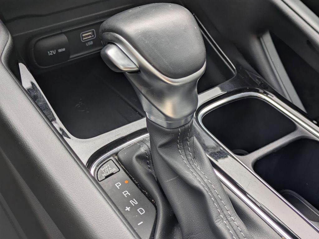 Thumbnail: 2025 Kia Telluride - 17