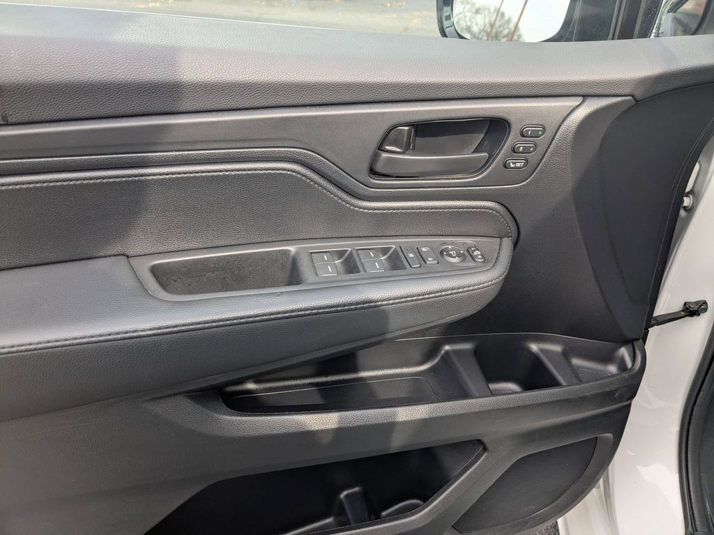 Thumbnail: 2025 Honda Odyssey - 22