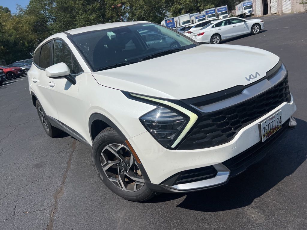 2024 Kia Sportage LX photo 3