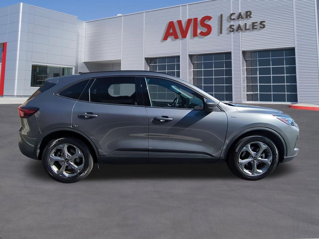 Thumbnail: 2025 Ford Escape - 5