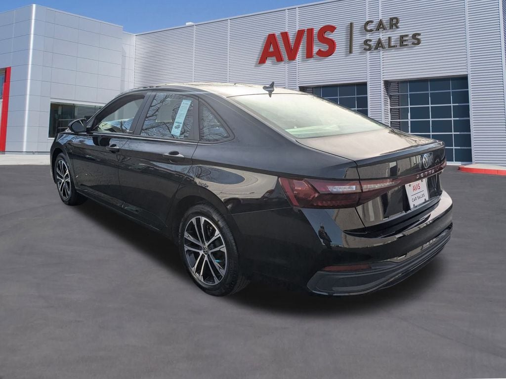 Thumbnail: 2025 Volkswagen Jetta - 9