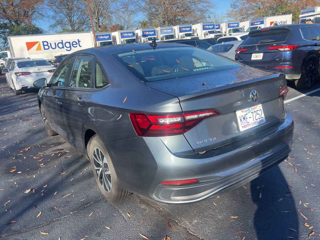 Thumbnail: 2024 Volkswagen Jetta - 13