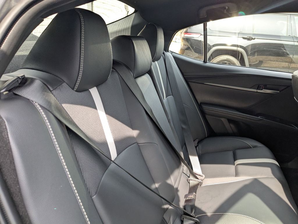 Thumbnail: 2025 Toyota Camry - 29