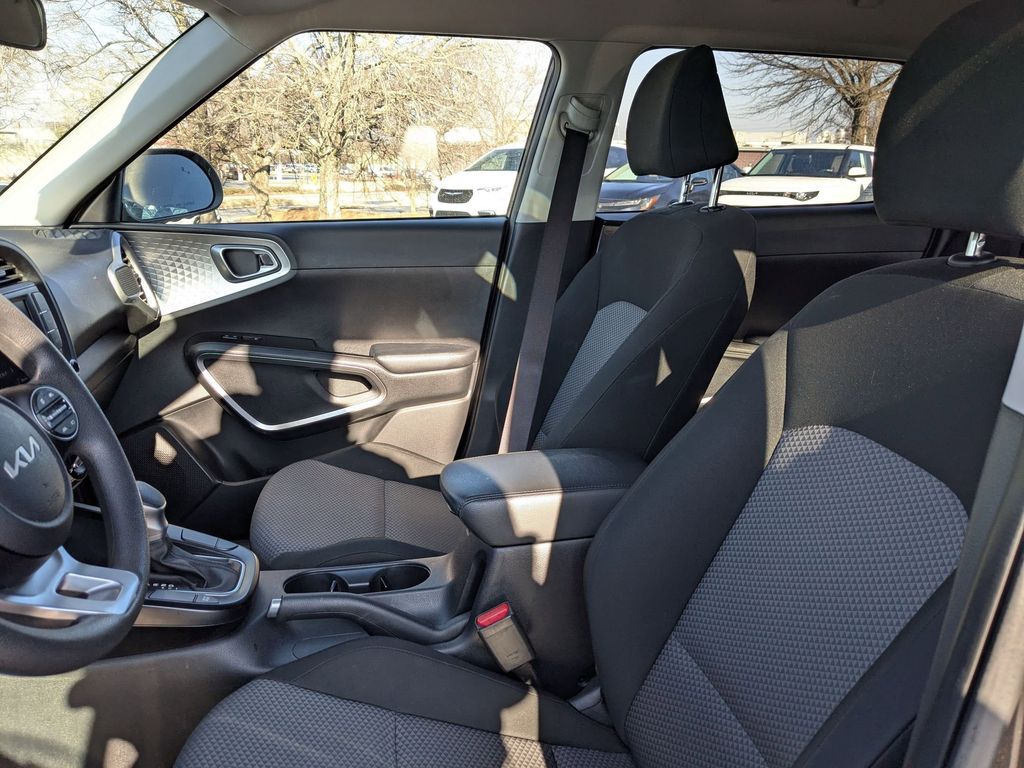 Thumbnail: 2024 Kia Soul - 20