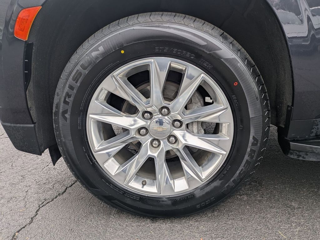 Thumbnail: 2023 Chevrolet Suburban - 29