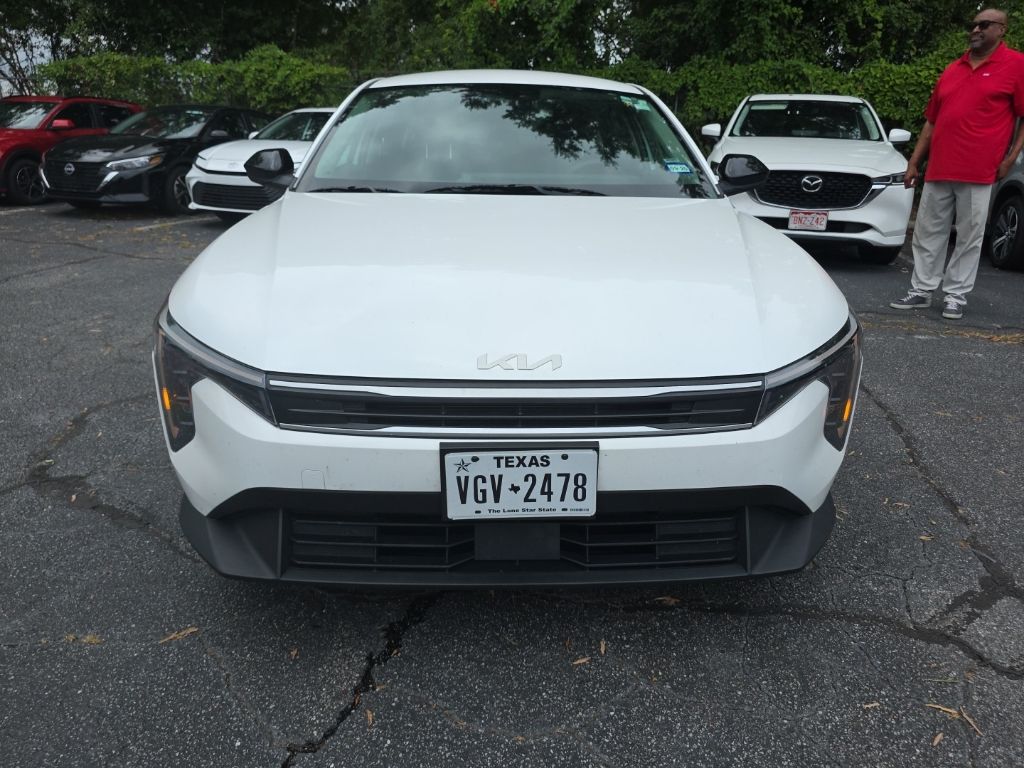 Thumbnail: 2025 Kia K4 - 2