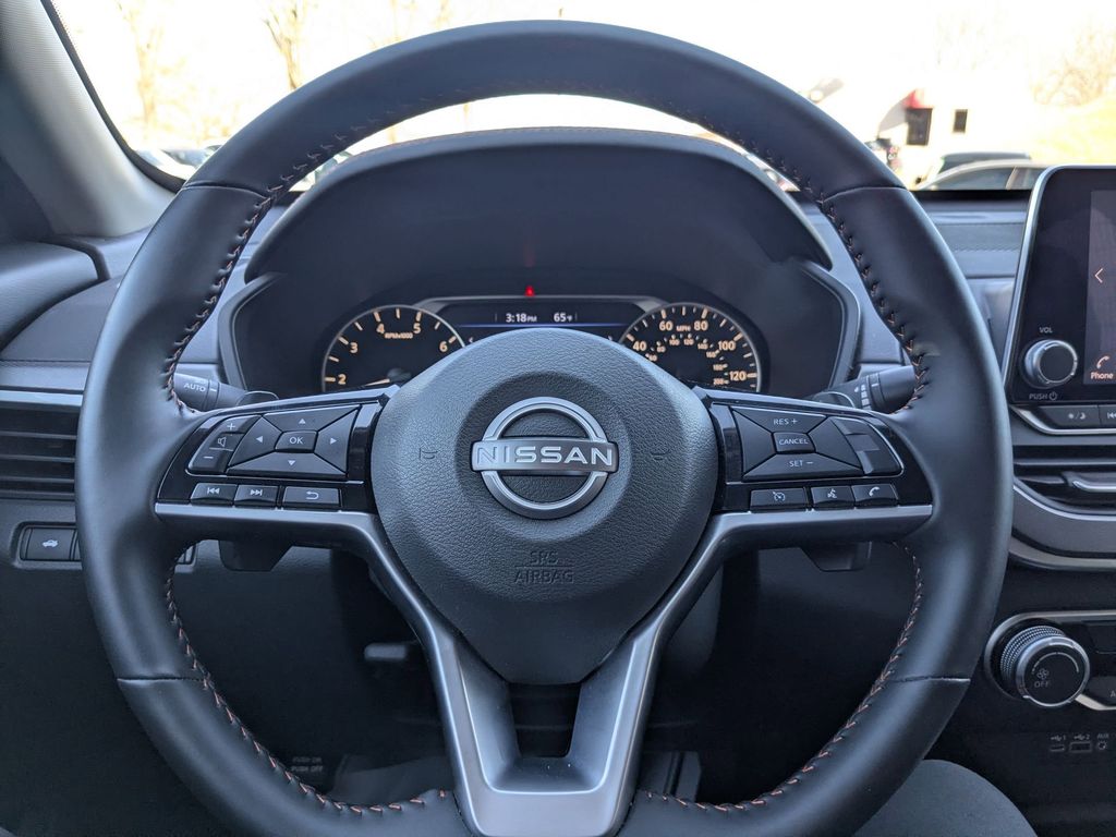 Thumbnail: 2025 Nissan Altima - 14