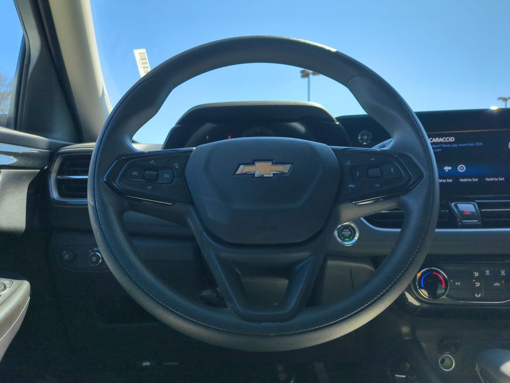 Thumbnail: 2025 Chevrolet TrailBlazer - 22