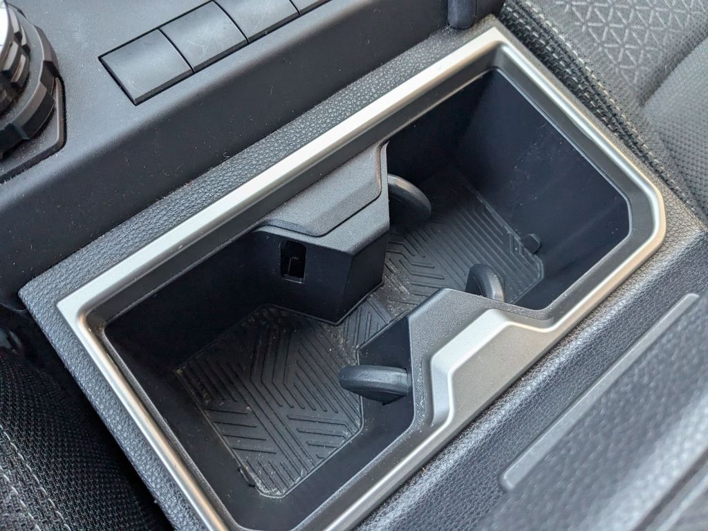 Thumbnail: 2025 Toyota 4Runner - 19