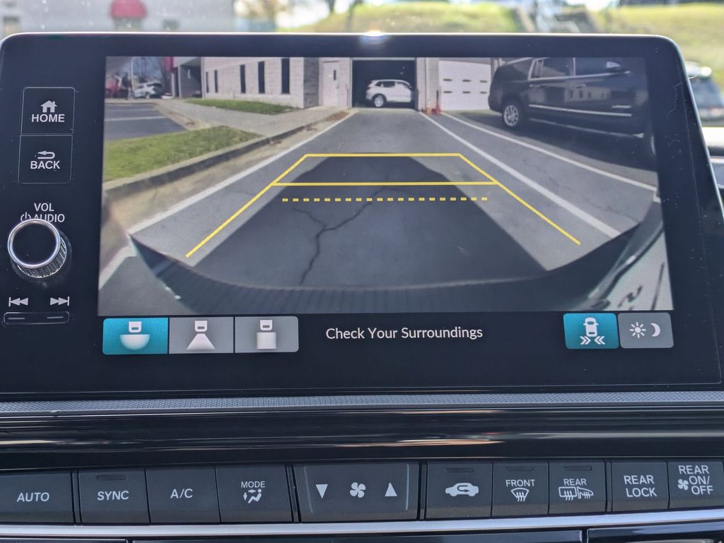 Thumbnail: 2025 Honda Odyssey - 19