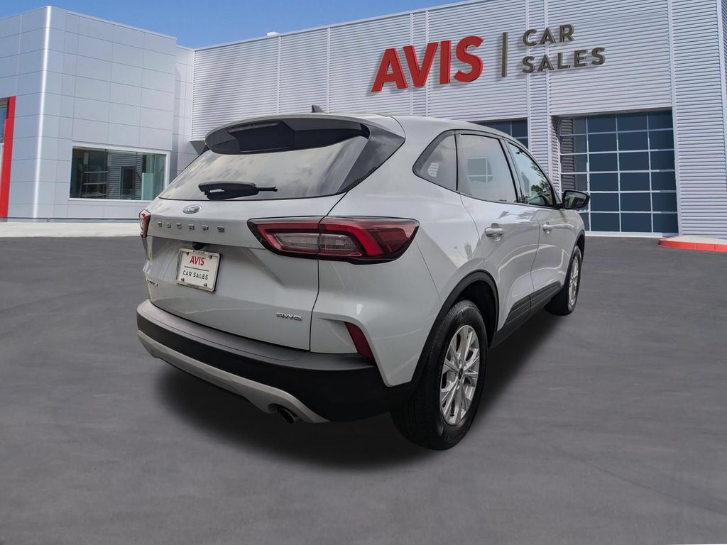 Thumbnail: 2025 Ford Escape - 6