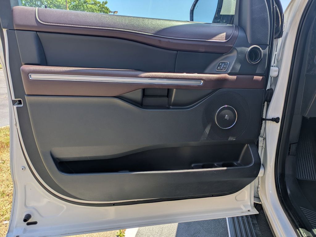 Thumbnail: 2024 Ford Expedition - 11