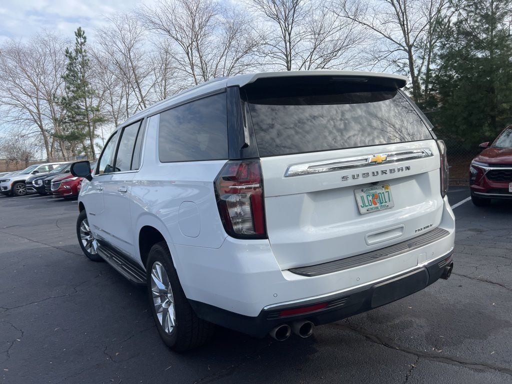 Thumbnail: 2023 Chevrolet Suburban - 9
