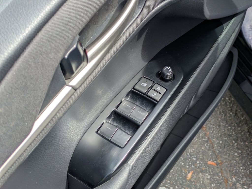 Thumbnail: 2025 Toyota Camry - 13