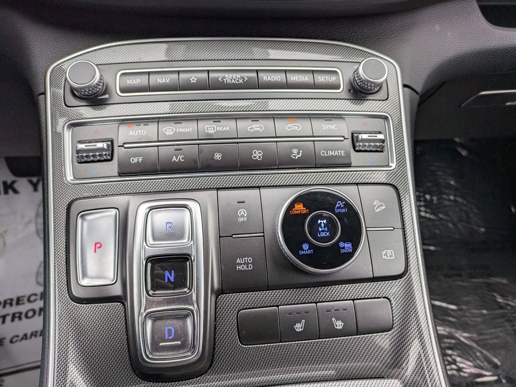 Thumbnail: 2023 Hyundai Santa Fe - 20