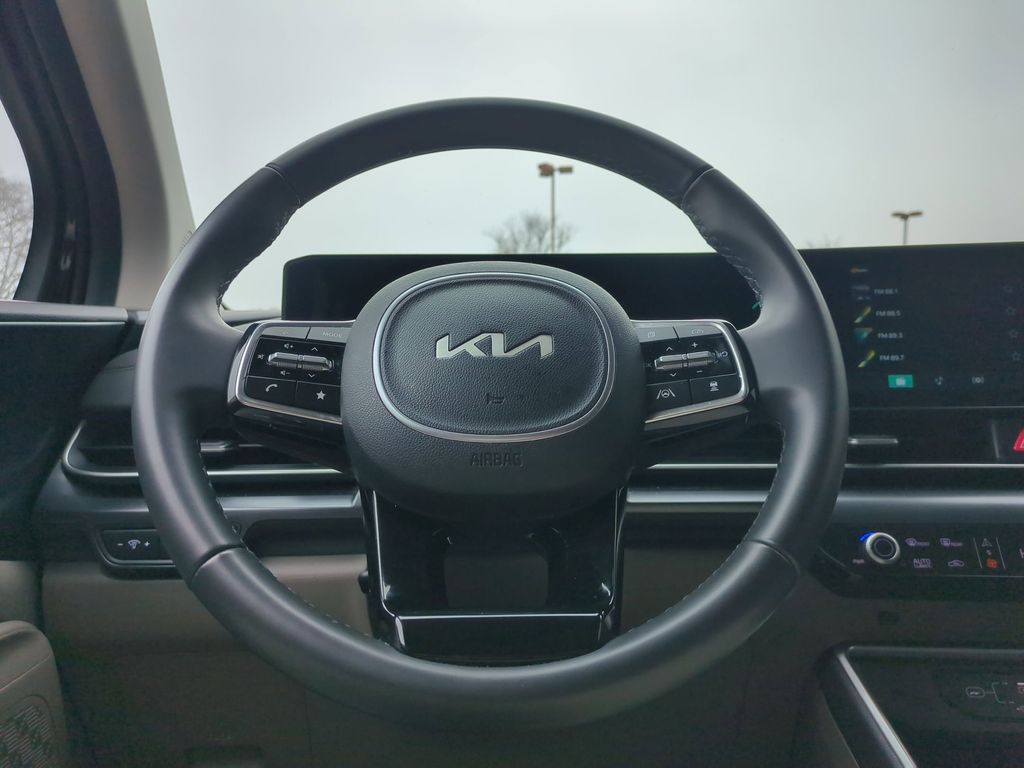 Thumbnail: 2025 Kia Carnival - 23