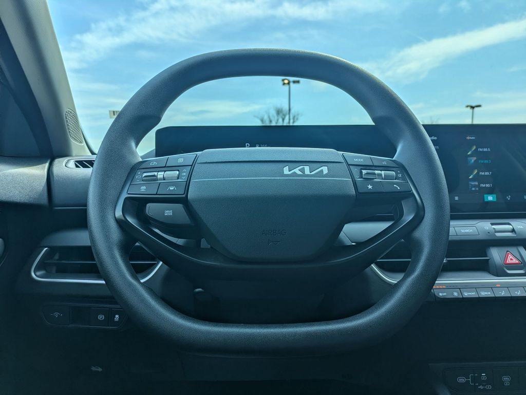 Thumbnail: 2025 Kia K4 - 21