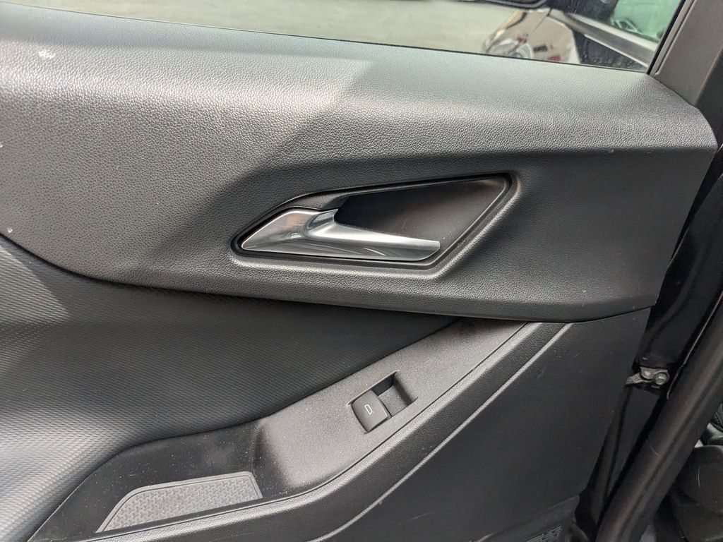 Thumbnail: 2025 Chevrolet Equinox - 27