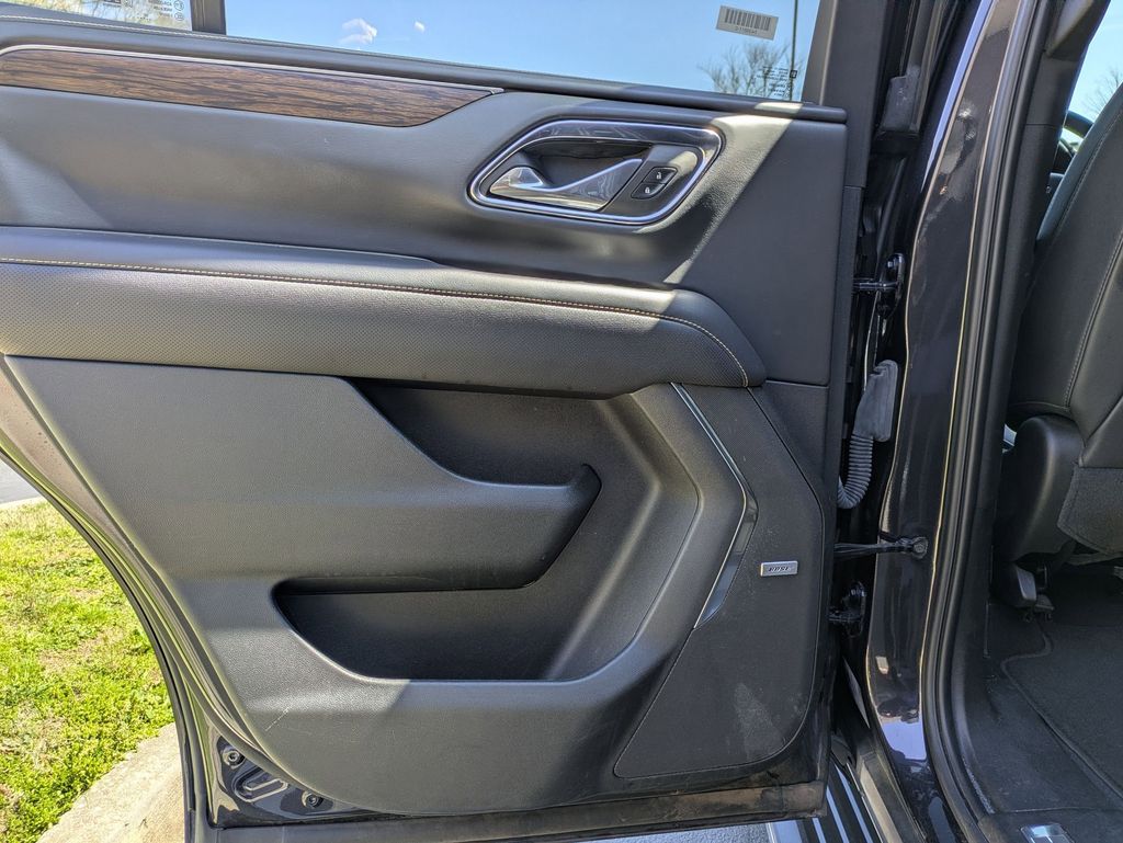 Thumbnail: 2024 Chevrolet Tahoe - 25