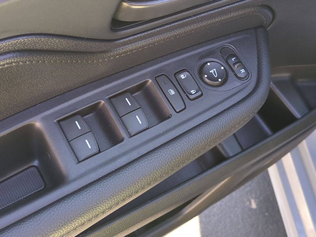 Thumbnail: 2025 Honda Odyssey - 13