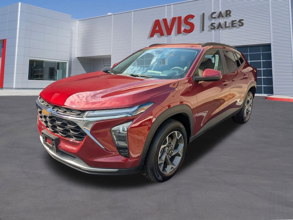 Thumbnail: 2025 Chevrolet Trax - 1