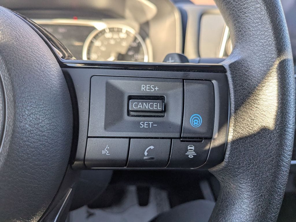 Thumbnail: 2023 Nissan Rogue - 18