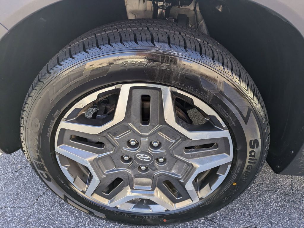 2023 Hyundai Santa Fe Limited 34