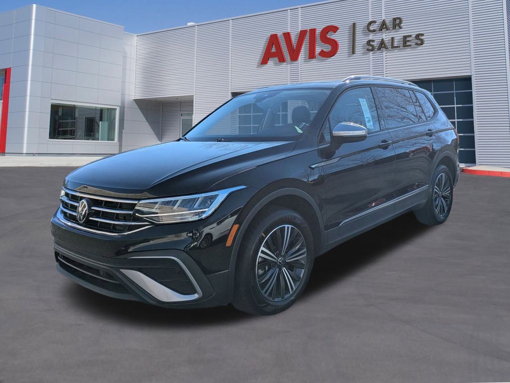 Thumbnail: 2024 Volkswagen Tiguan - 1