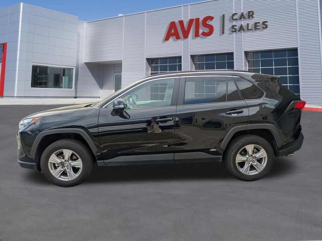 Thumbnail: 2025 Toyota RAV4 - 10