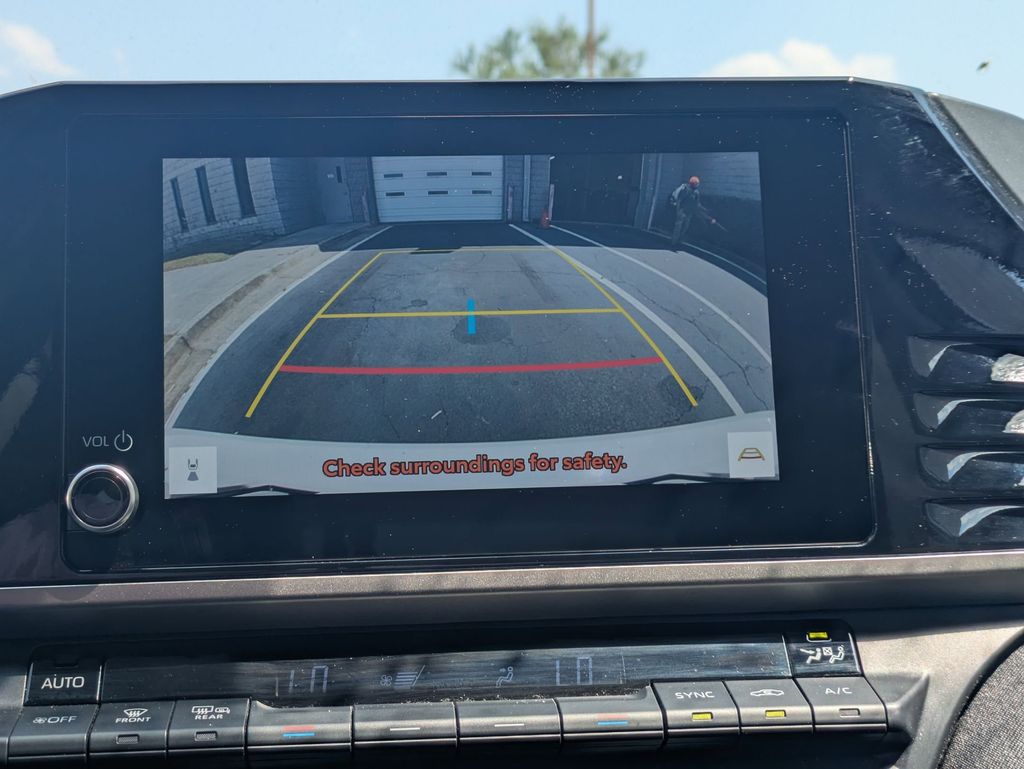 Thumbnail: 2025 Toyota Camry - 20