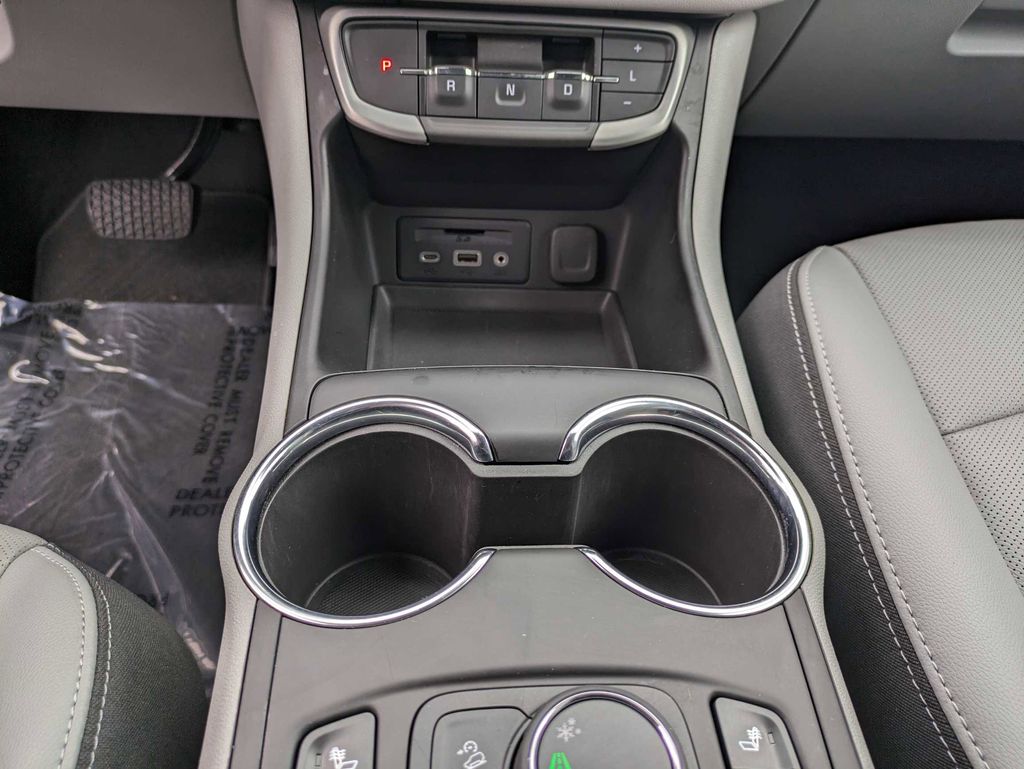 Thumbnail: 2023 GMC Terrain - 19