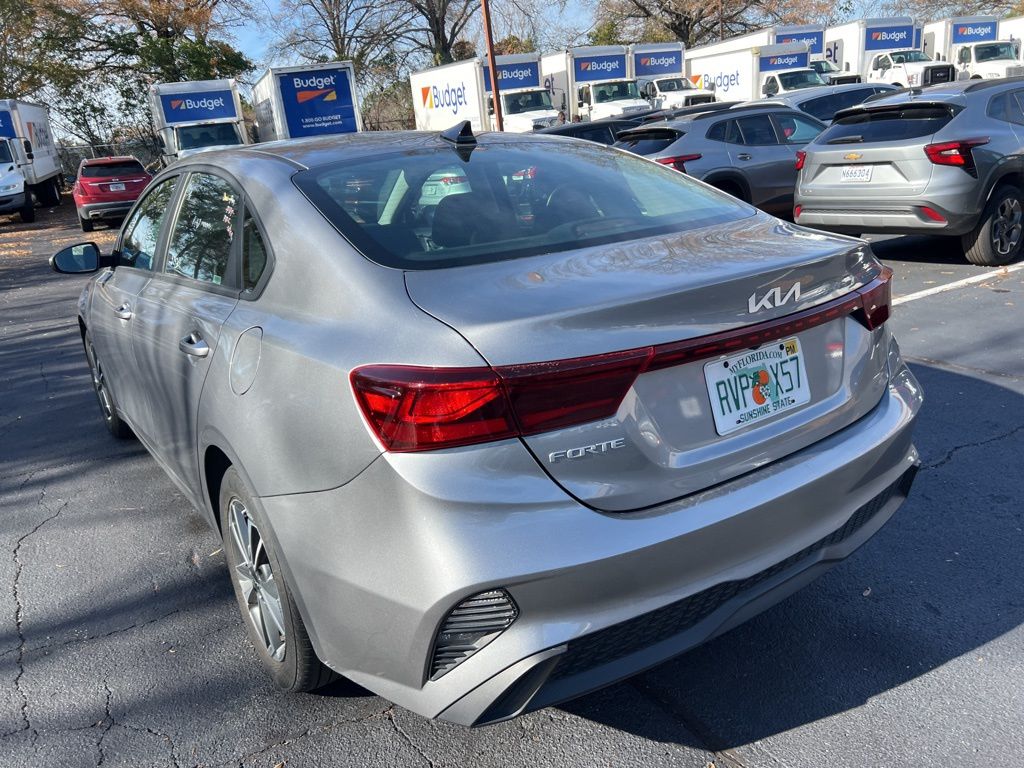 Thumbnail: 2024 Kia Forte - 7