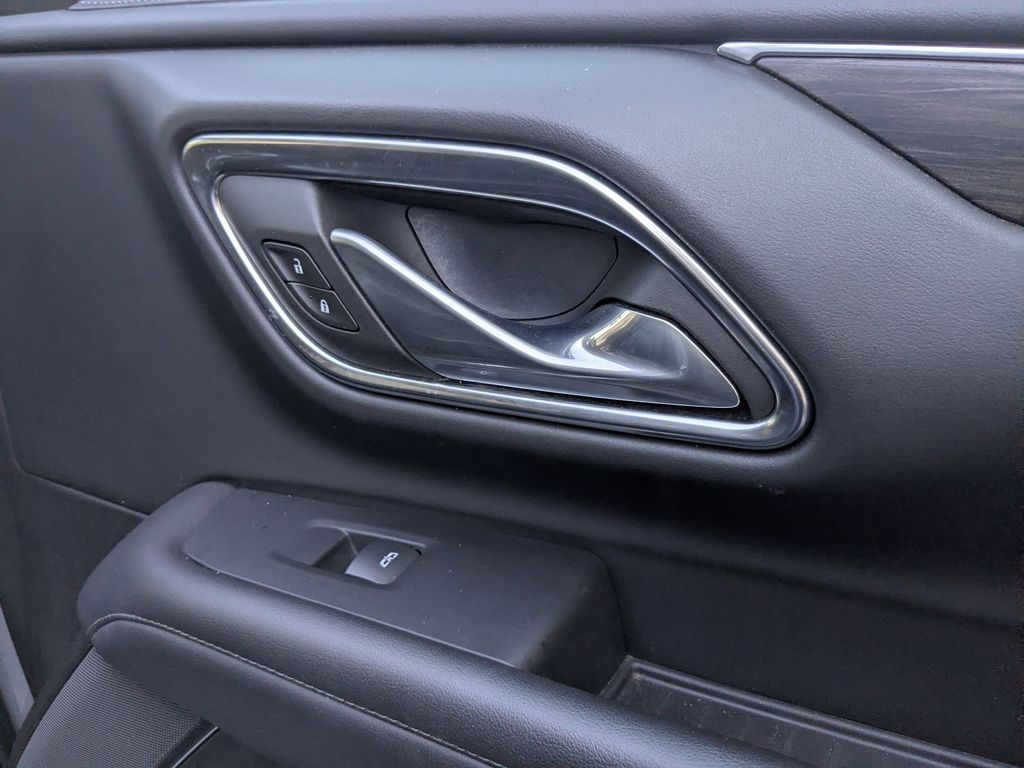 Thumbnail: 2024 Chevrolet Tahoe - 35