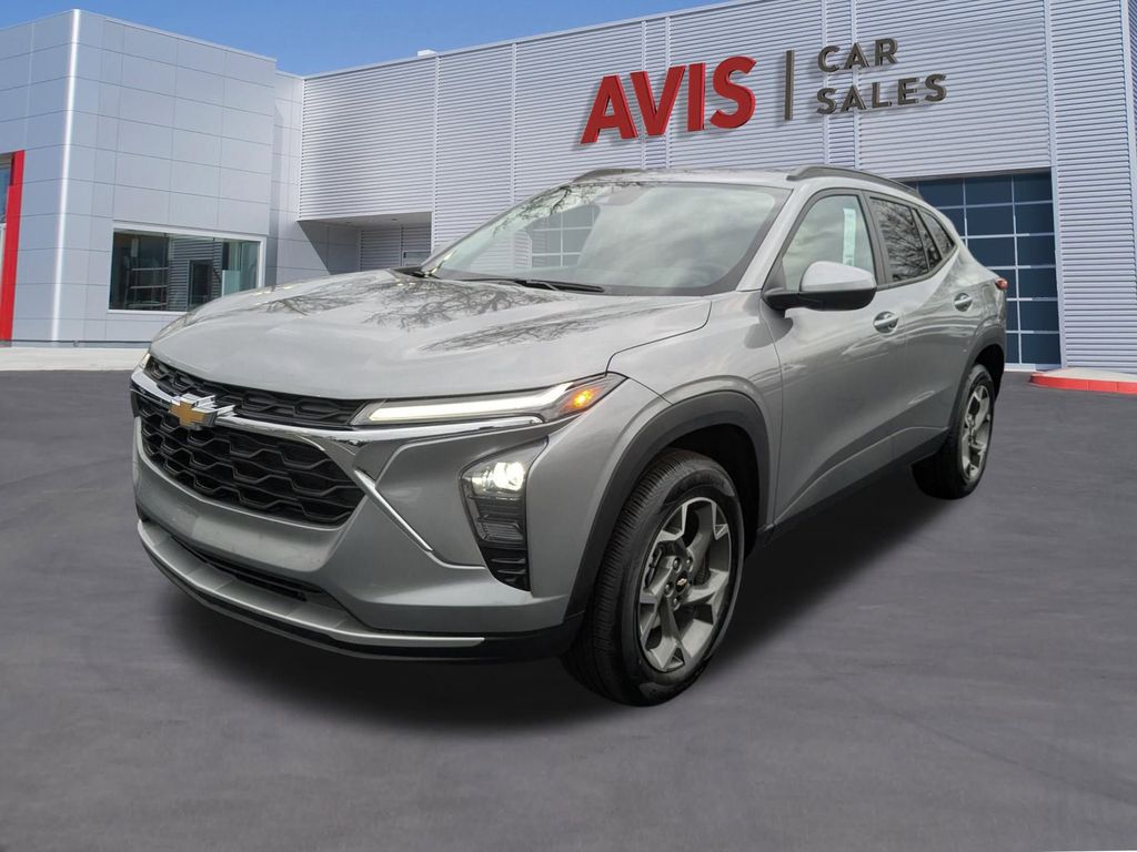 Thumbnail: 2025 Chevrolet Trax - 1