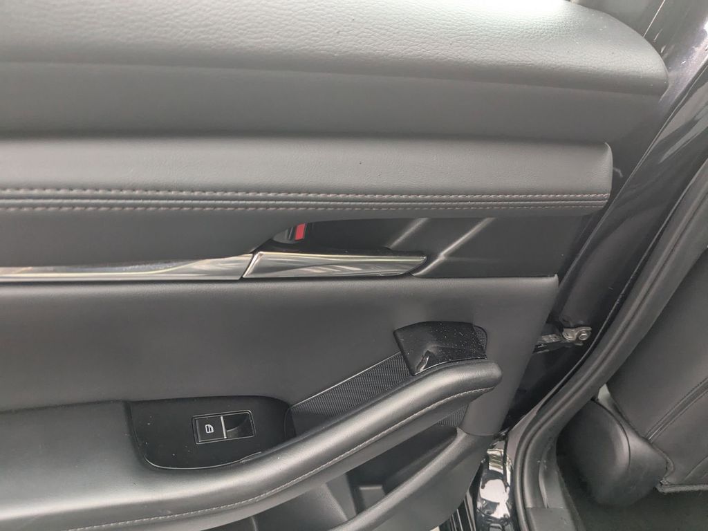 Thumbnail: 2025 Mazda Mazda3 - 25