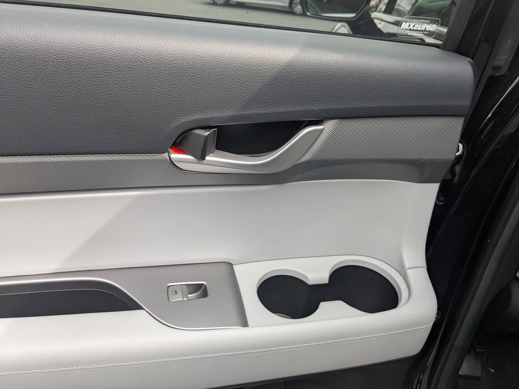 Thumbnail: 2025 Hyundai Palisade - 27