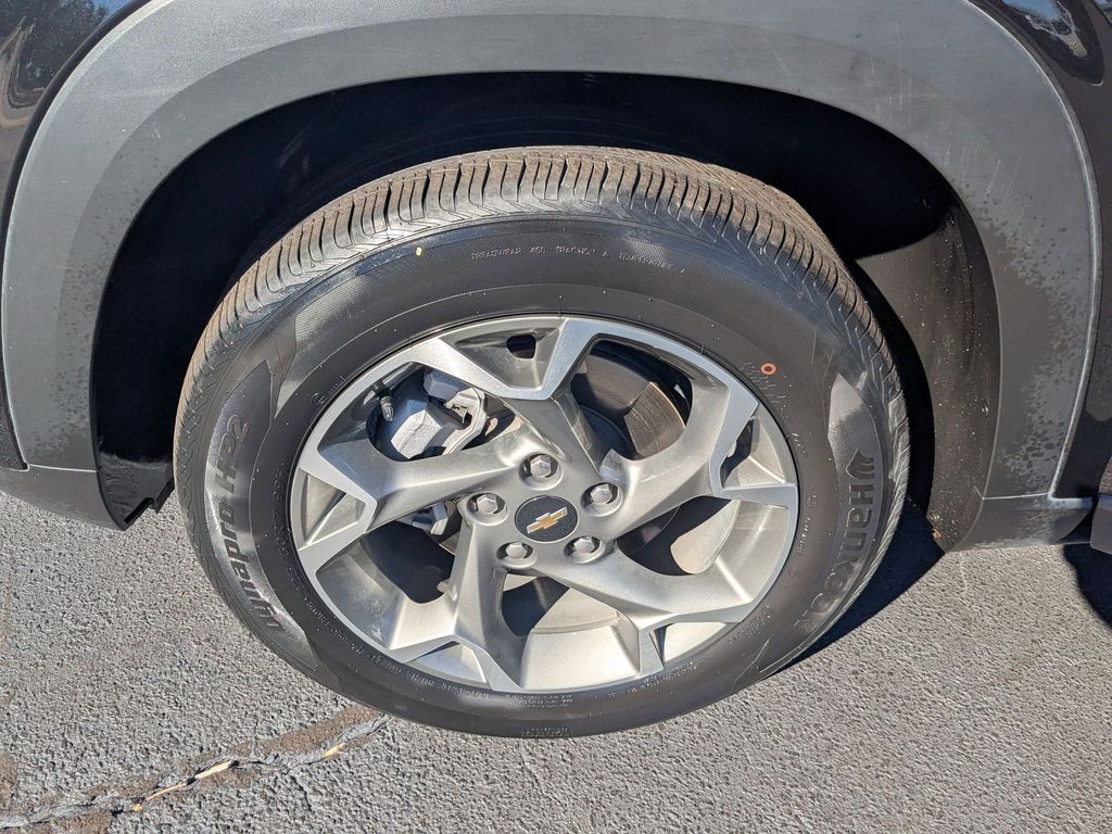 Thumbnail: 2024 Chevrolet Trax - 35