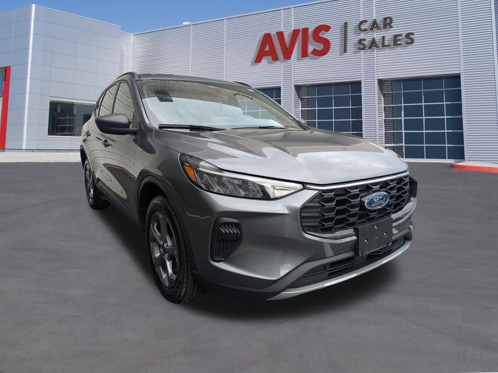 Thumbnail: 2025 Ford Escape - 3