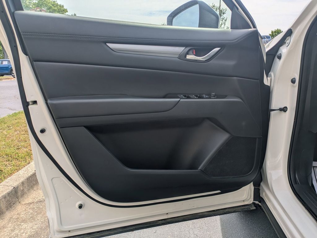 Thumbnail: 2025 Mazda CX-5 - 11