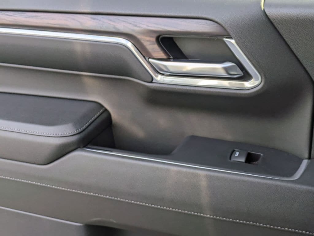 2024 GMC Sierra 1500 SLT 23