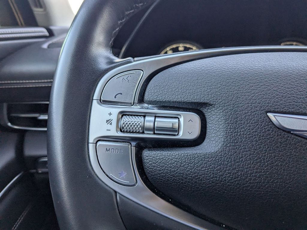 Thumbnail: 2024 Genesis GV80 - 15