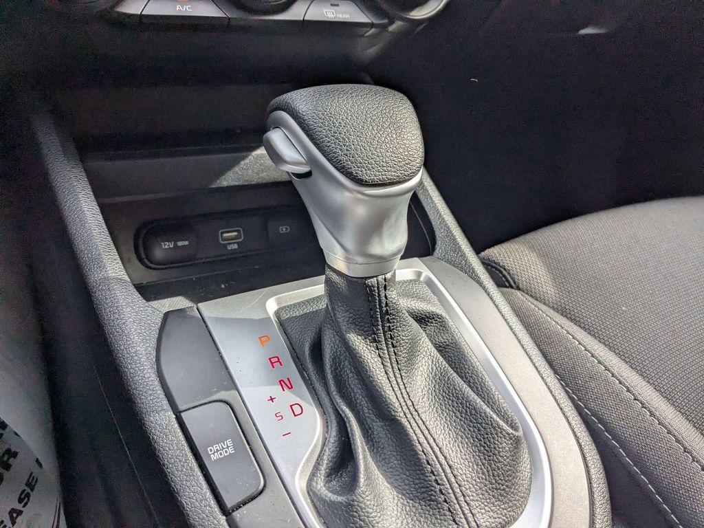 Thumbnail: 2024 Kia Forte - 18