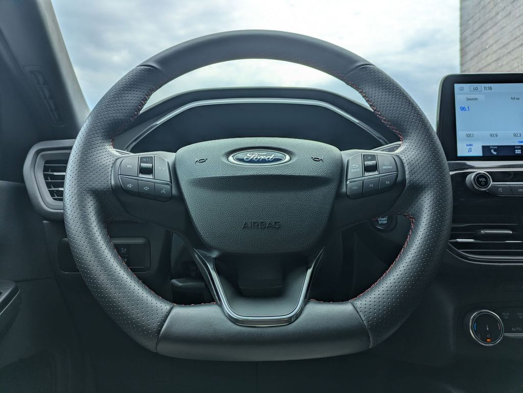 Thumbnail: 2025 Ford Escape - 21