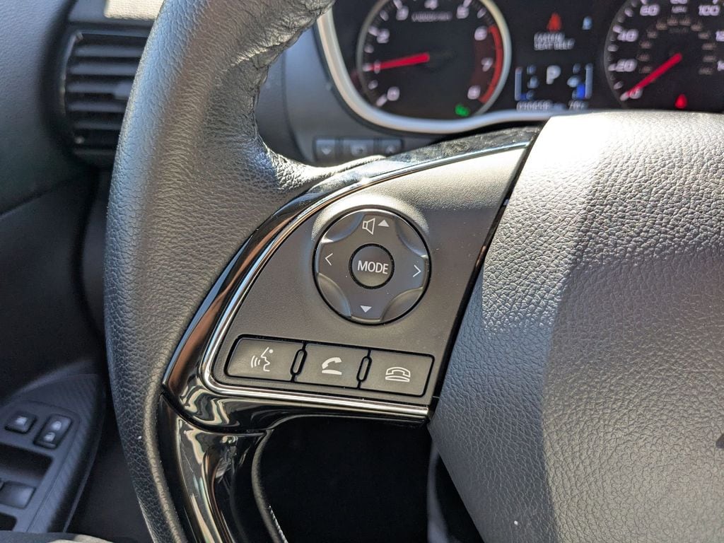 Thumbnail: 2025 Mitsubishi Eclipse Cross - 17