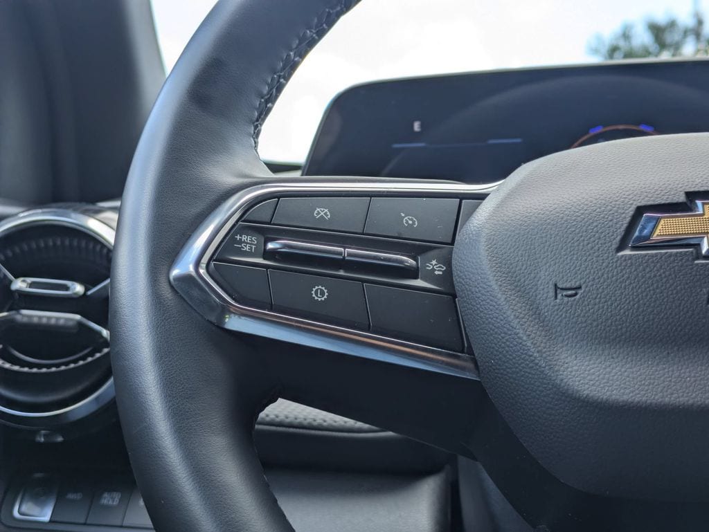 Thumbnail: 2025 Chevrolet Equinox - 22